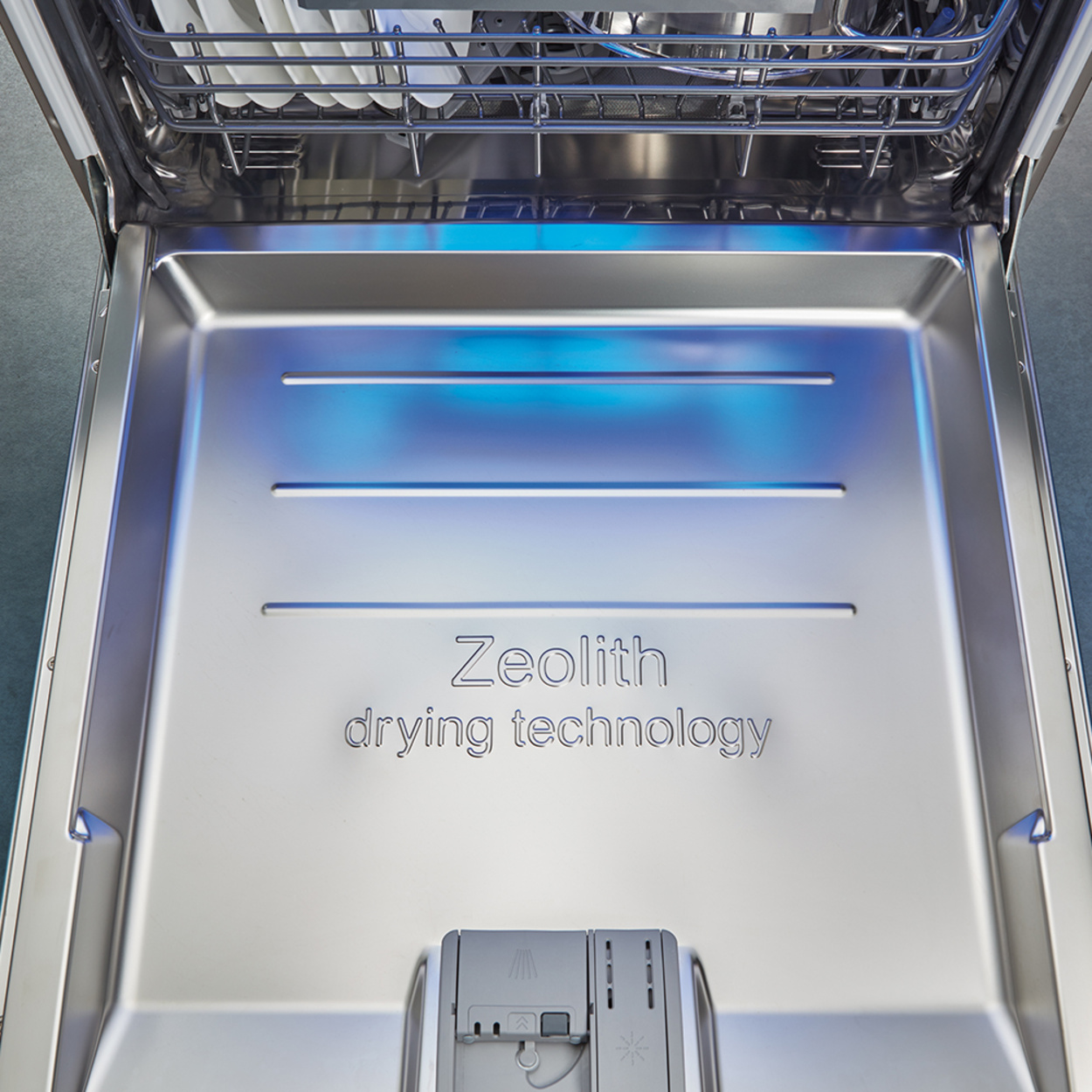 Zeolith Trocknen – Für glänzende Spülergebnisse bei Elektro Zimmermann GmbH in Aschaffenburg